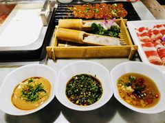 -尚尚仙·酸汤猪手·猪肚鸡火锅(华联万柳购物中心店)