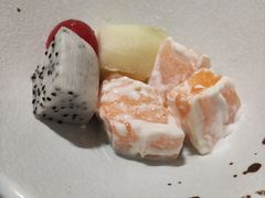 -金马门国际美食百汇(珞喻路店)