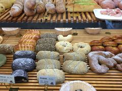 -焙丽拾光(麦凯乐直营店)