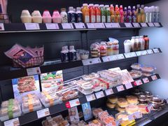 零售区-巴黎贝甜(泗泾店)