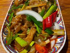 香辣牛蹄筋-柴窝堡22号辣子鸡·传承新疆菜