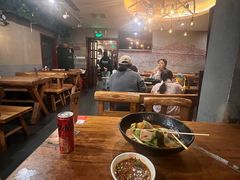 -万记麻辣烫国展总店