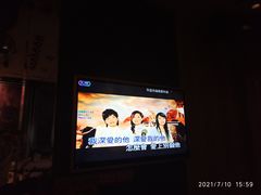 -唛歌时尚KTV(胜利北路店)