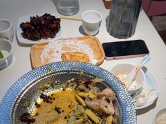 -小鱼小牛(世欧广场店)