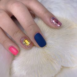 -ZX·美睫设计师汇聚店