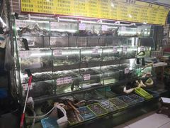 -覃记海鲜美食餐厅