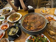 -喇喇排骨火锅·传统韩式脊骨汤(望京西园总店)