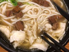 -鑫花溪牛肉米粉(凤凰街创始总店)