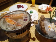 -雍和会海鲜姿造自助(湖东路店)