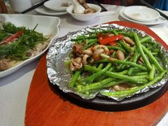 长豆角啫鱼扣-山泉公馆酒家(广州东站店)