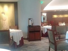 -粤财皇冠假日酒店·彩华轩中餐厅