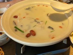 -老阿爸鲜鱼土菜(昆山花桥店)