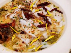 -江渔儿酸菜鱼·拔草餐厅(虎门君乐汇店)
