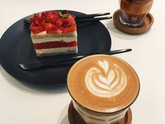 草莓西瓜蛋糕-双风车咖啡馆 Twin Windmills(六道口店)
