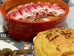 -金马门国际美食百汇(珞喻路店)
