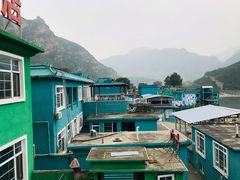 -百里峡七彩艺术小镇