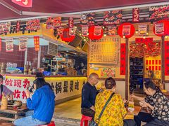 -有红鸡毛店·砂锅菜(抚琴夜市店)