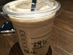 -星巴克臻选(南京金茂览秀城店)