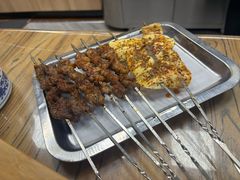 -陇上全荟兰州传统牛肉面(延吉路店)