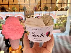 -VENCHI 闻绮(上海佛罗伦萨小镇店)
