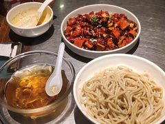 -龙巢盱眙龙虾·牛蛙·烧烤宵夜(八卦岭店)