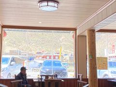 -八美镇邛崃土地坡饭店