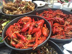 -去吃小龙虾·江湖菜·烧烤(南滨路店)