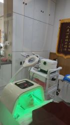 -靓芙泉专研痘痘肌