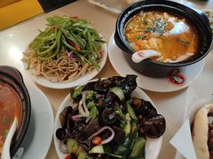 -闫家驴肉老店(华电一校店)