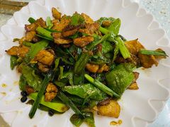 小炒黑猪肉-墨脱石锅椰子鸡•海鲜糟粕醋(榆亚路店)