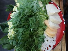 -东镇老火锅(长春路首店)