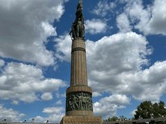 -人民防洪胜利纪念塔