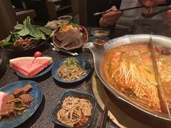 -湊湊火锅·茶憩(打浦桥日月光店)