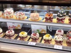 -花花卷卷·鲜食蛋糕(静安久光百货店)