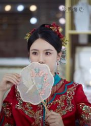 -欣薇婚纱(新源乐汇城店)