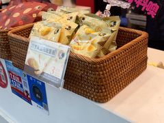 -茶理宜世(乐峰广场·尝乐集店)