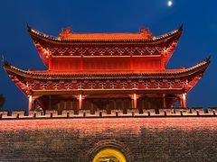 -巴陵广场