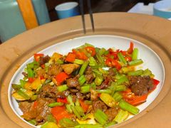 -魏铭鱼头捞饭(晋阳路店)