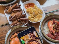 红烧乳鸽-崖口煲仔饭
