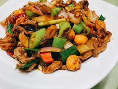 小炒鸡杂-旅宁大酒店