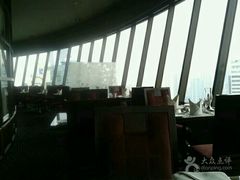 -广州花园酒店-凌璇阁360度高空海鲜自助餐CAROUSEL