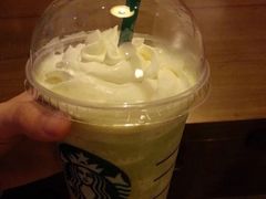 -星巴克(南宁民歌湖店)