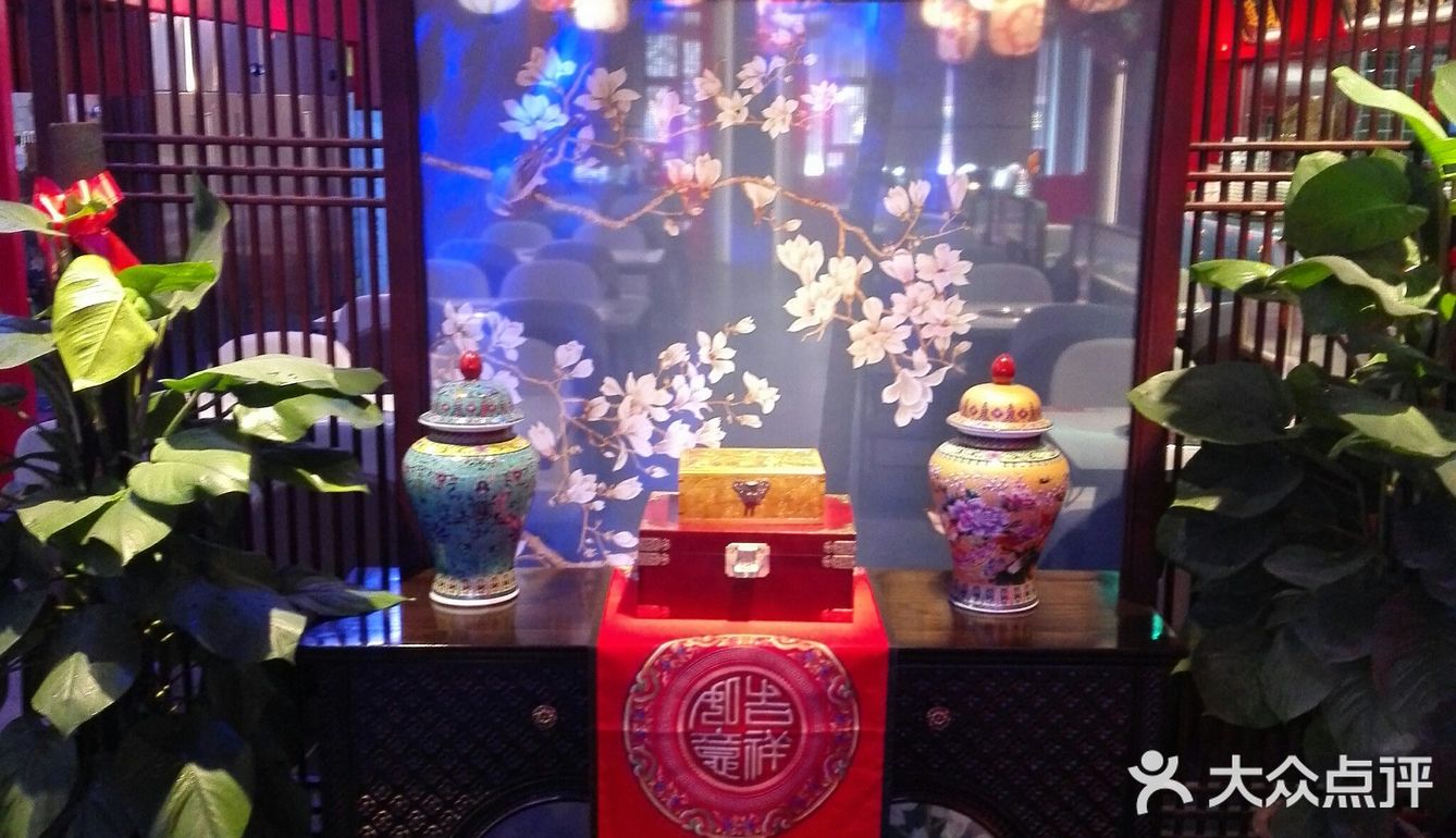 这里的不光羊肉好吃，烧烤也是一绝