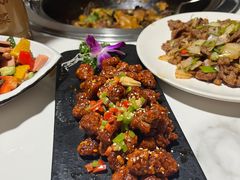 -人民公社铁锅炖·东北菜(卫国道店)