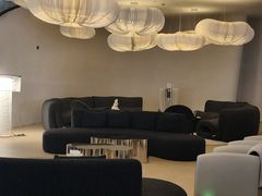 -涨巢·潮玩水疗局