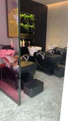 -变画·发型STUDIO