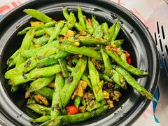 -堂瓦里·33年传统赣菜(第一街区店)