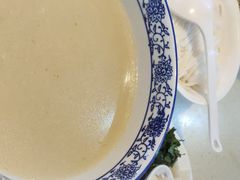 -桥香园云南过桥米线(金马碧鸡店)