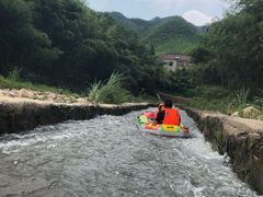 -仙山谷激浪漂流