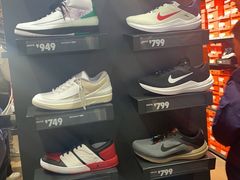 -NIKE上海青浦优选体验店